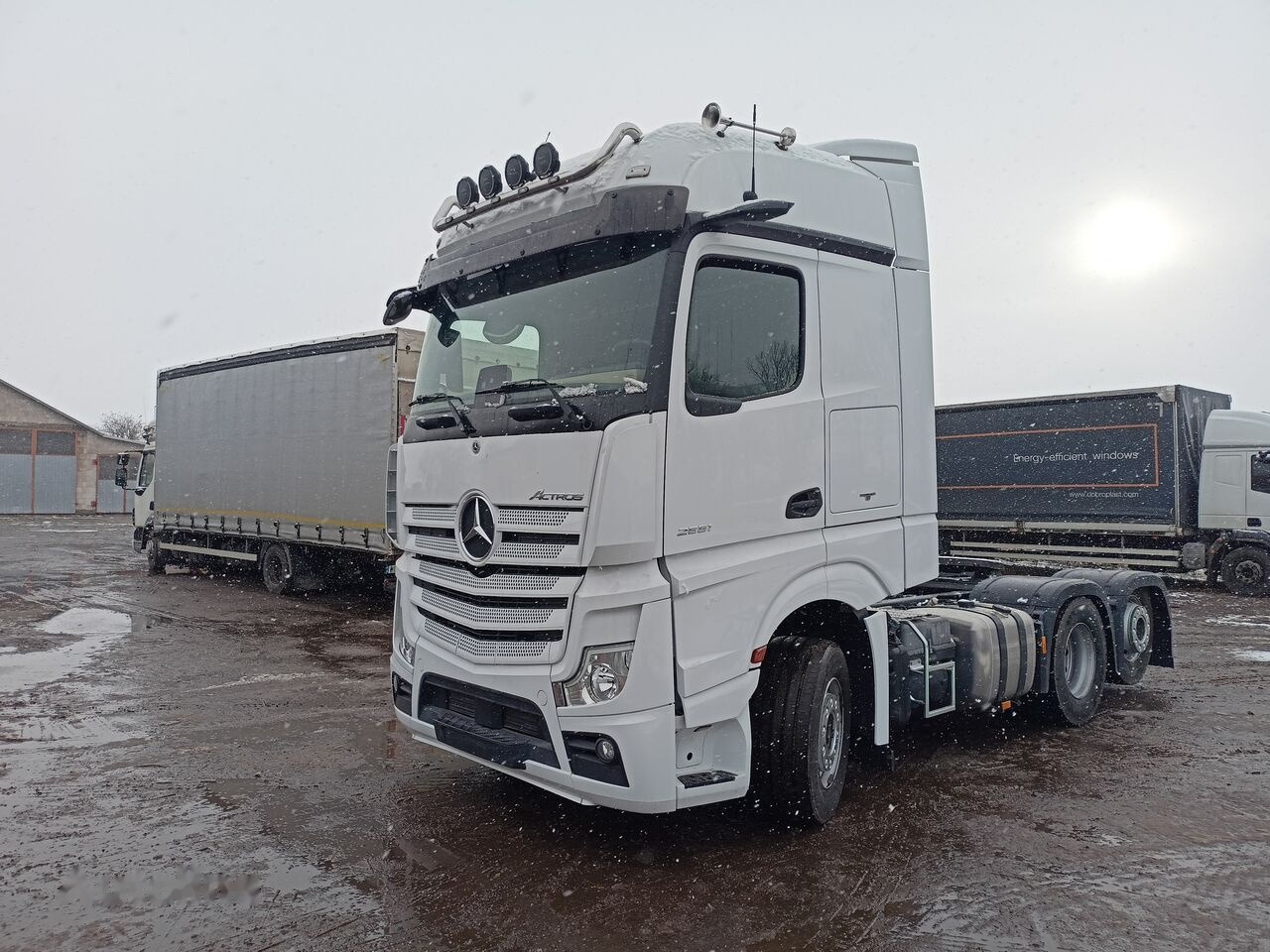 Mercedes-Benz Actros 2551 - Dragbil: bild 1 Mercedes-Benz Actros 2551 - Dragbil: bild 1