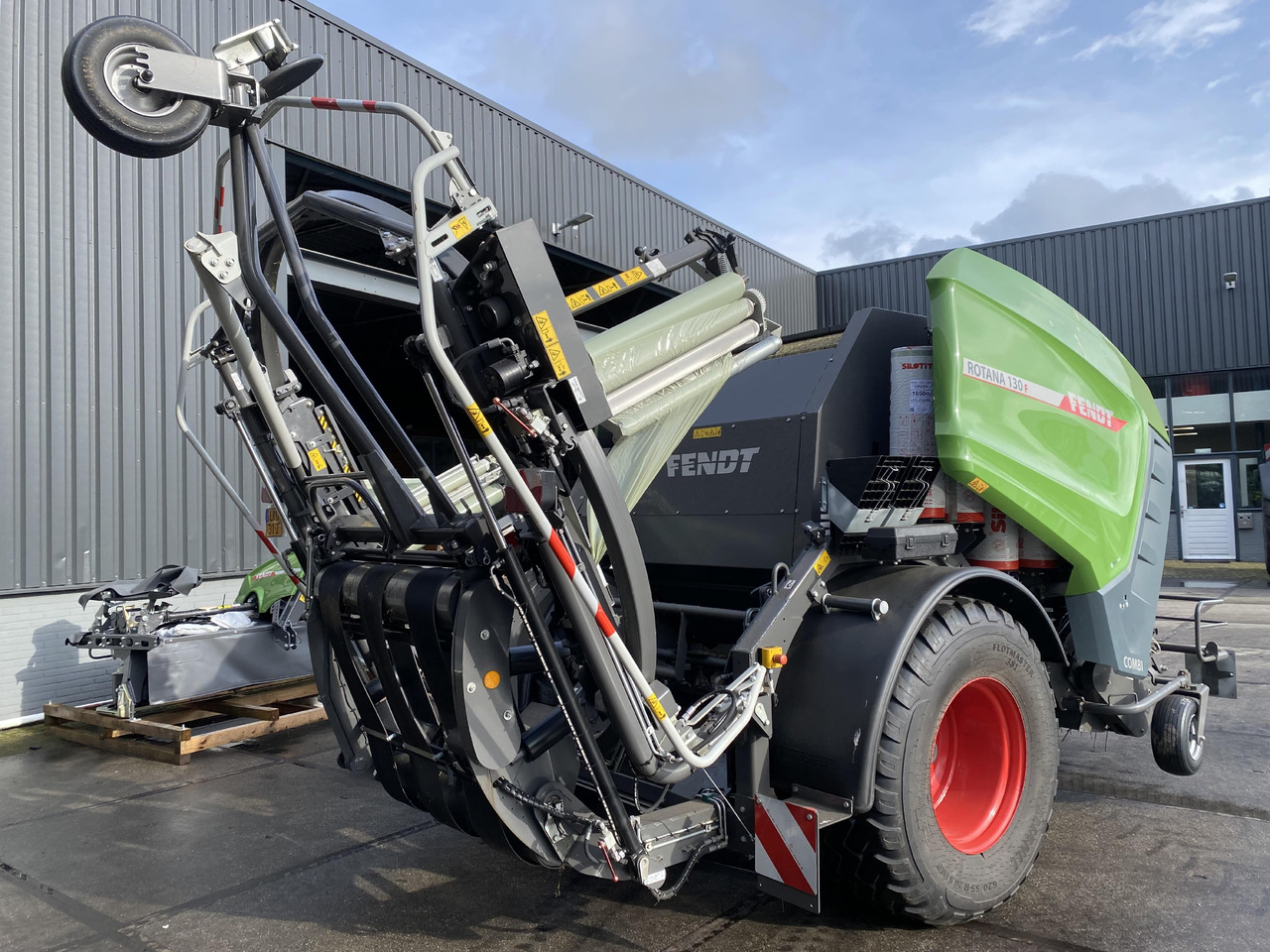 FENDT Rotana 130F Combi - Inplastar: bild 2 FENDT Rotana 130F Combi - Inplastar: bild 2