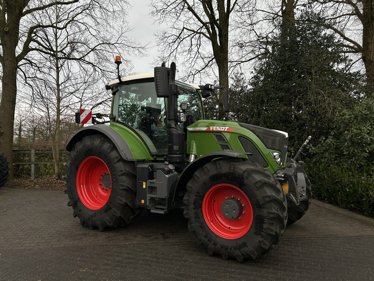 Fendt 724 Vario Gen6 ProfiPlus setting 2 - Traktor: bild 3 Fendt 724 Vario Gen6 ProfiPlus setting 2 - Traktor: bild 3