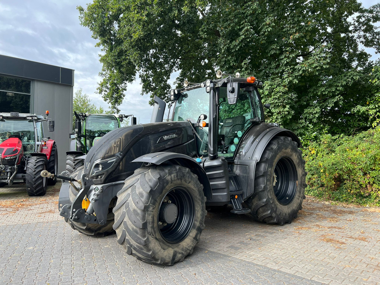 Valtra T174 Versu - Traktor: bild 1 Valtra T174 Versu - Traktor: bild 1