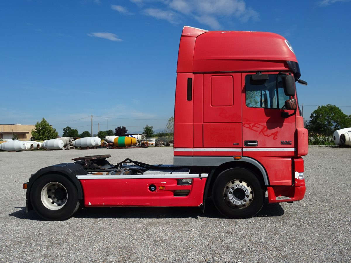 DAF XF 105.480 - Dragbil: bild 4 DAF XF 105.480 - Dragbil: bild 4