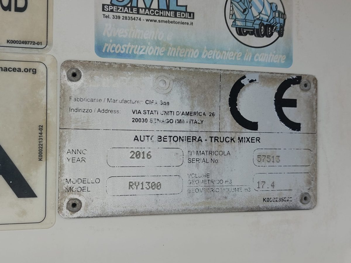 Betongbil MAN TGS 41.480 CIFA RY1300: bild 9
