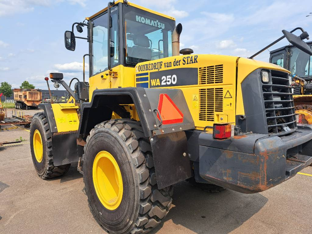 Komatsu WA 250-5H - Hjullastare: bild 5 Komatsu WA 250-5H - Hjullastare: bild 5