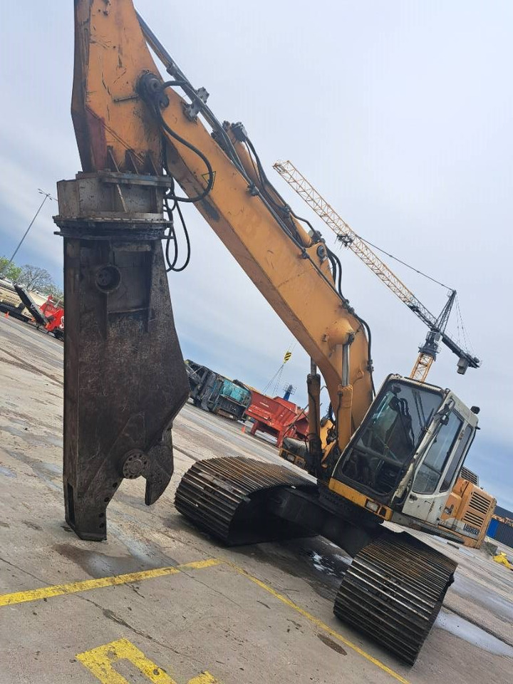 Liebherr R924B HDSL - Bandgrävare: bild 2 Liebherr R924B HDSL - Bandgrävare: bild 2