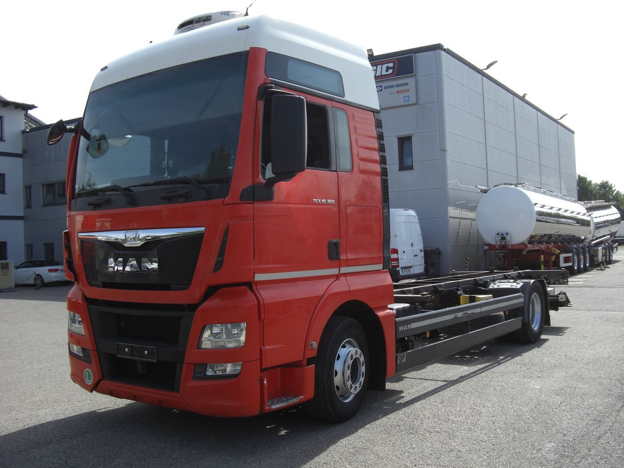 MAN 18360XXL TGX / LBW MAN 18360XXL TGX / LBW - Containerbil/ Växelflak lastbil: bild 1 MAN 18360XXL TGX / LBW MAN 18360XXL TGX / LBW - Containerbil/ Växelflak lastbil: bild 1