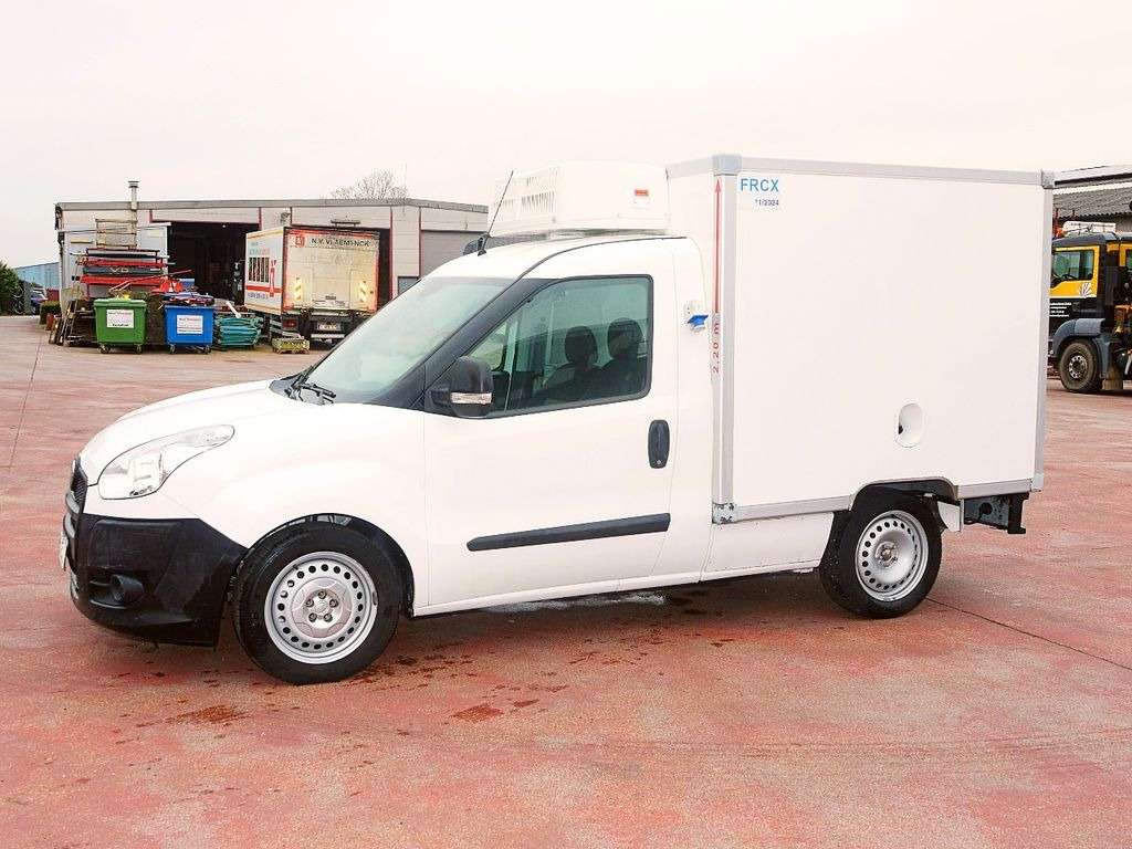 Fiat 1.3 DOBLO KUHLKOFFER RELEC FROD TR22 -20C - Kylbil: bild 4 Fiat 1.3 DOBLO KUHLKOFFER RELEC FROD TR22 -20C - Kylbil: bild 4