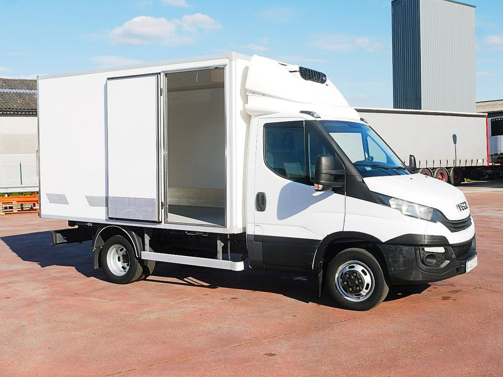 Iveco 35C14 DAILY KUHLKOFFER CARRIER VIENTO A/C - Kylbil: bild 3 Iveco 35C14 DAILY KUHLKOFFER CARRIER VIENTO A/C - Kylbil: bild 3