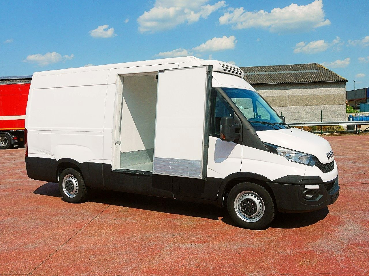 Iveco 35S13 DAILY KUHLKASTENWAGEN THERMOKING V300 MULT - Kylbil: bild 3 Iveco 35S13 DAILY KUHLKASTENWAGEN THERMOKING V300 MULT - Kylbil: bild 3