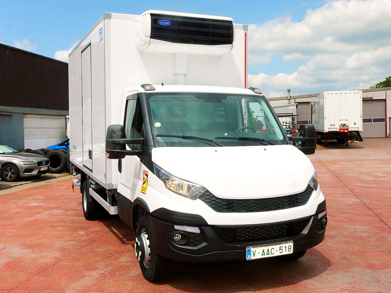 Iveco 70C17 KUHLKOFFER CARRIER XARIOS 500 A/C LUFT LBW - Kylbil: bild 1 Iveco 70C17 KUHLKOFFER CARRIER XARIOS 500 A/C LUFT LBW - Kylbil: bild 1