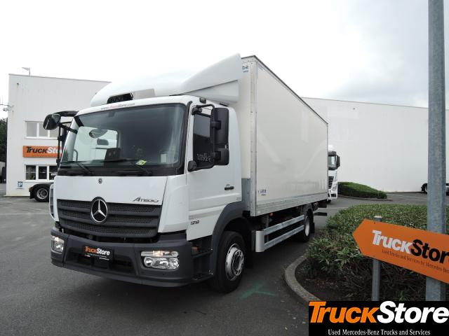 Mercedes-Benz Atego 1218 L - Lastbil med skåp: bild 1 Mercedes-Benz Atego 1218 L - Lastbil med skåp: bild 1