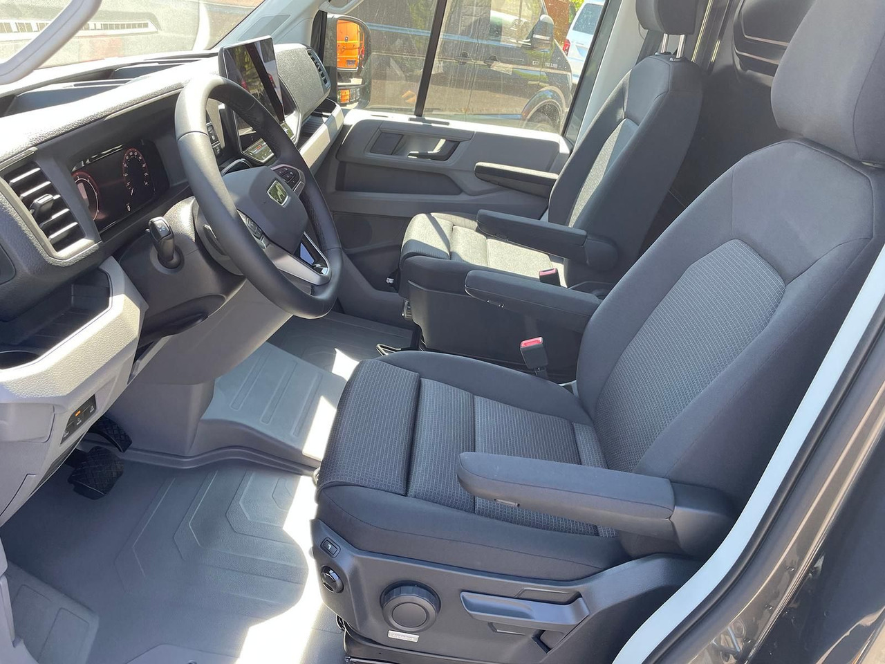Skåpbil MAN TGE 3.180 L3H3 Kasten 4x4 AHK ACC LED NAV SITZHZ: bild 12