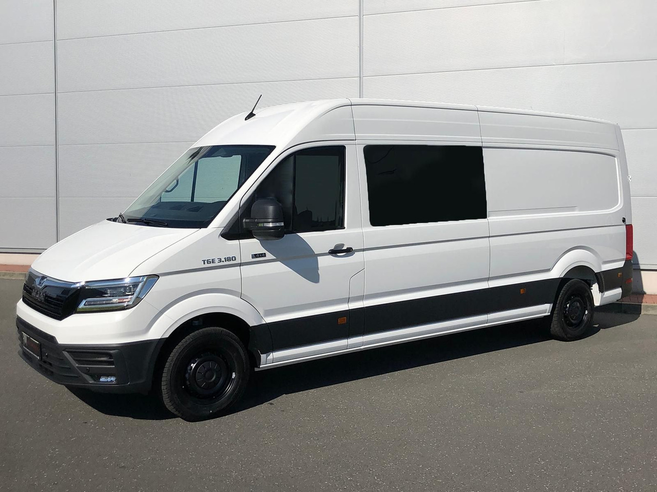 MAN TGE 3.180 L4H3 MIXTO 4x4 Autom LED ACC AHK - Skåpbil, Dubbelhytt transportbil: bild 1 MAN TGE 3.180 L4H3 MIXTO 4x4 Autom LED ACC AHK - Skåpbil, Dubbelhytt transportbil: bild 1