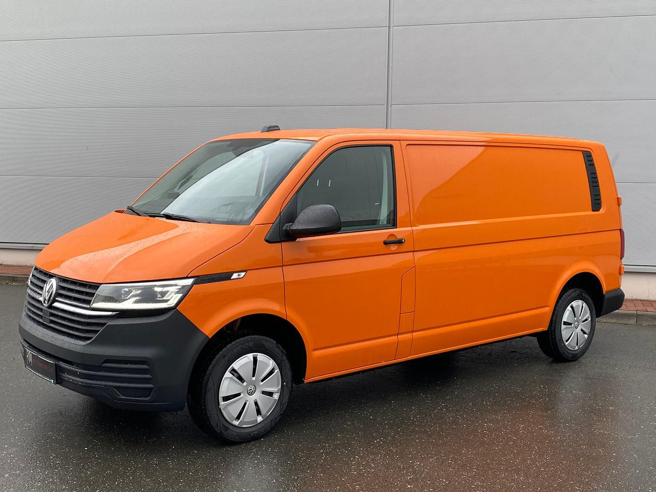 Volkswagen T6.1 Transporter Kasten lang LED PDC KLIMA SITZH - Personbil: bild 1 Volkswagen T6.1 Transporter Kasten lang LED PDC KLIMA SITZH - Personbil: bild 1