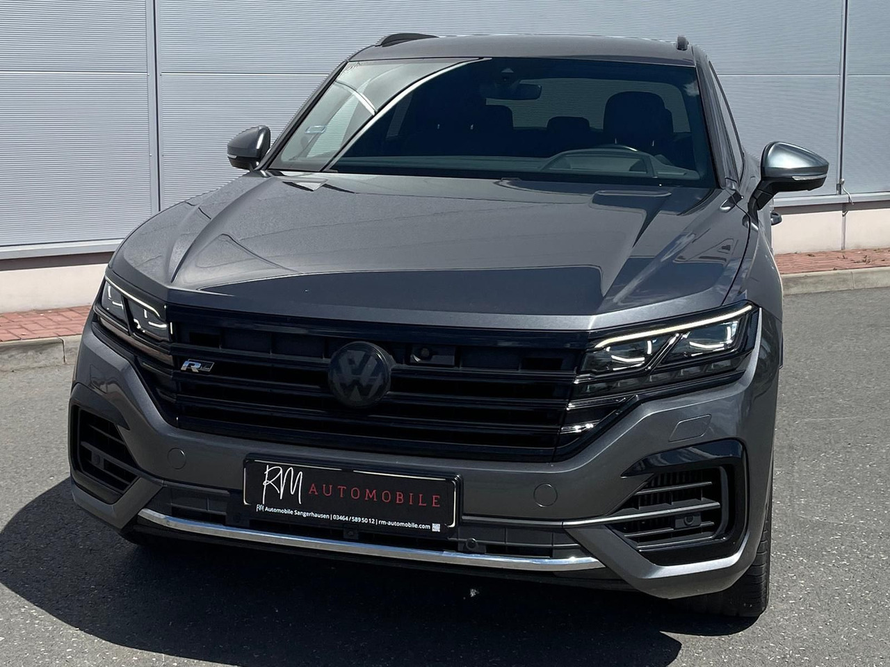 Volkswagen Touareg 4.0 V8 TDI One Million 4M LEDER AHK ACC - SUV: bild 4 Volkswagen Touareg 4.0 V8 TDI One Million 4M LEDER AHK ACC - SUV: bild 4