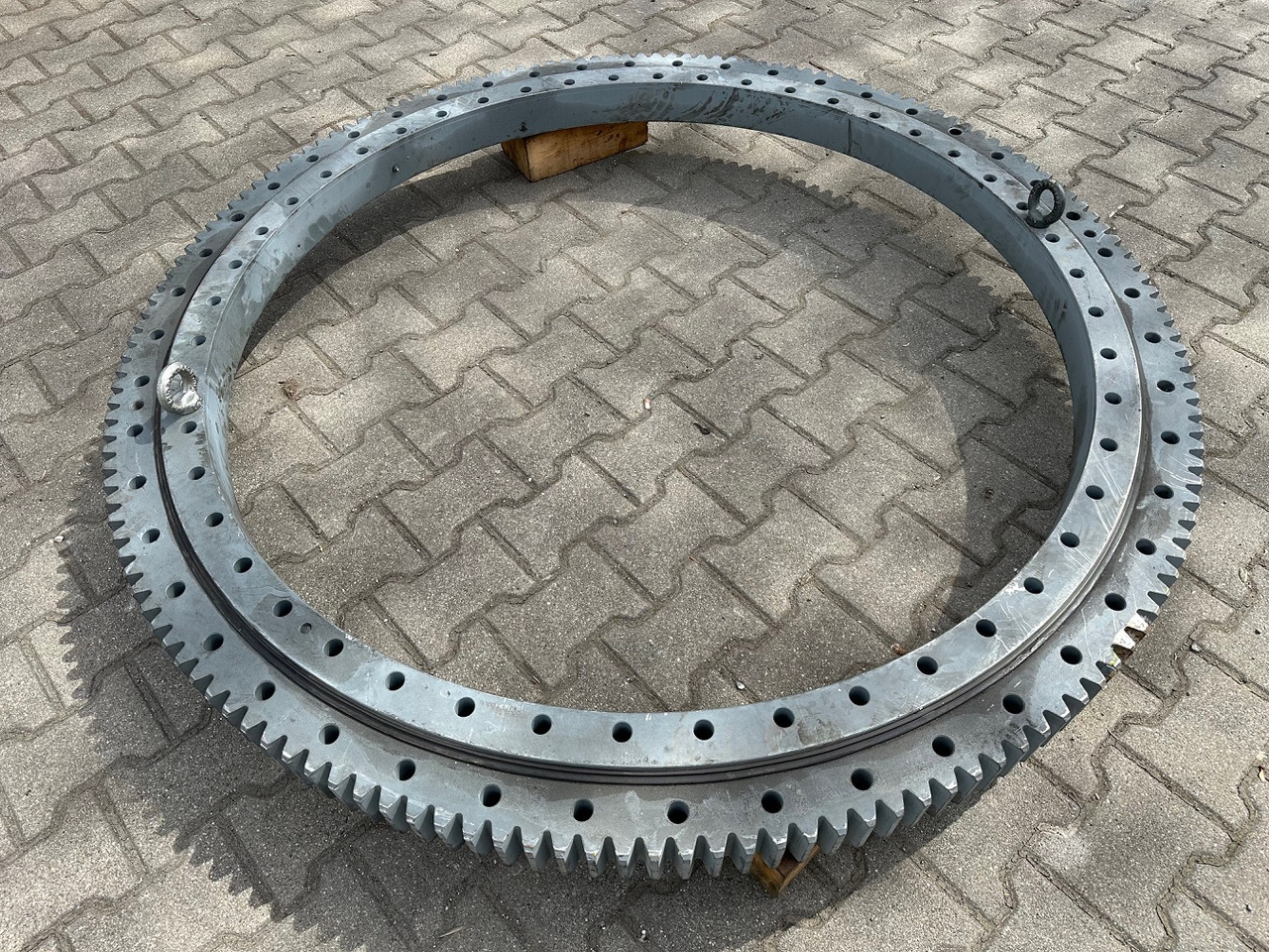 Liebherr Drehkranz - Kugeldrehverbindung Typ:KUD75 VA 007. ID-Nr.982860001. #10014# - Svängkrans för Byggmaskiner: bild 3 Liebherr Drehkranz - Kugeldrehverbindung Typ:KUD75 VA 007. ID-Nr.982860001. #10014# - Svängkrans för Byggmaskiner: bild 3