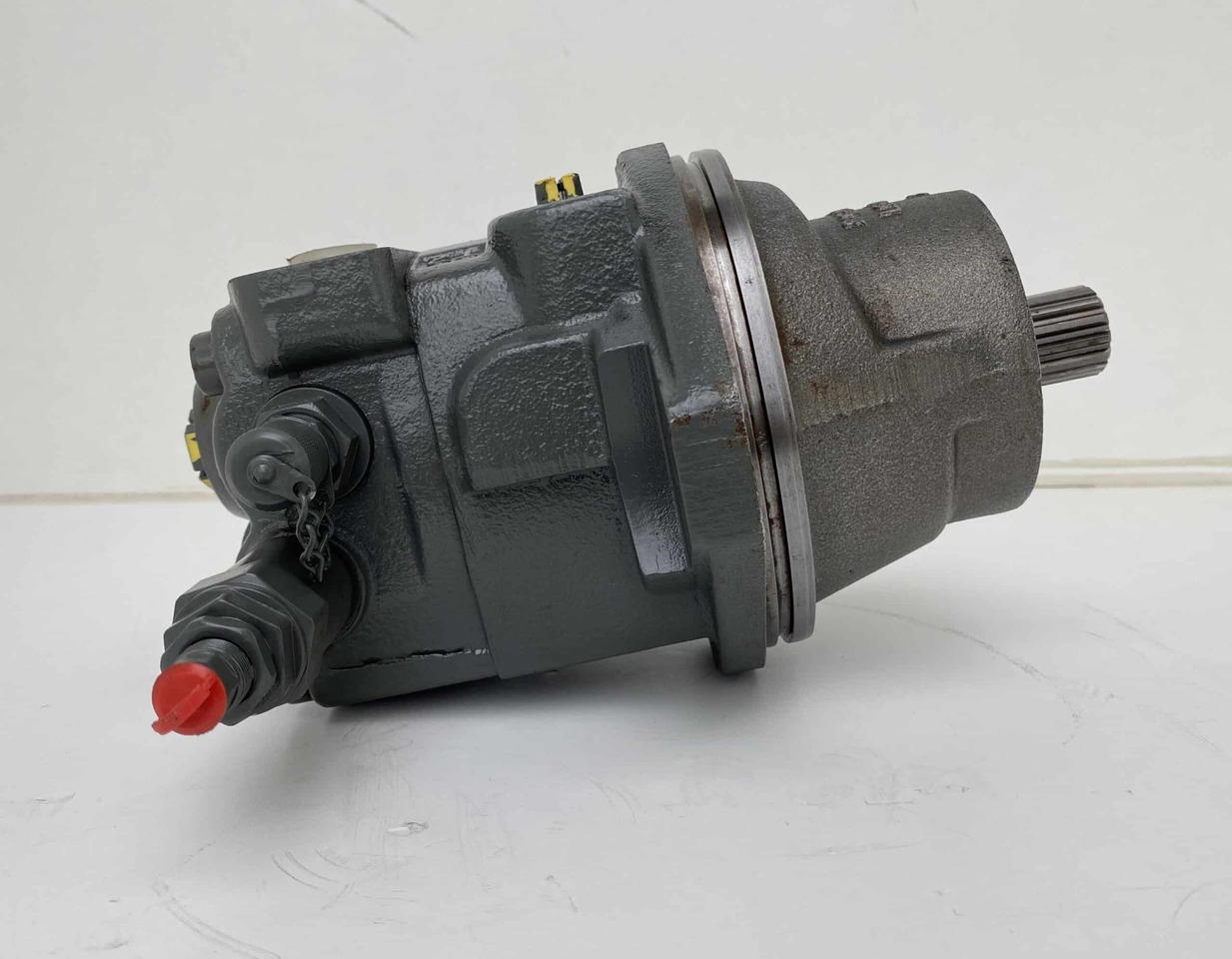 Liebherr Hydraulikeinbaumotor FMF045. ID-Nr.10129444. - Hydraulmotor för Byggmaskiner: bild 4 Liebherr Hydraulikeinbaumotor FMF045. ID-Nr.10129444. - Hydraulmotor för Byggmaskiner: bild 4