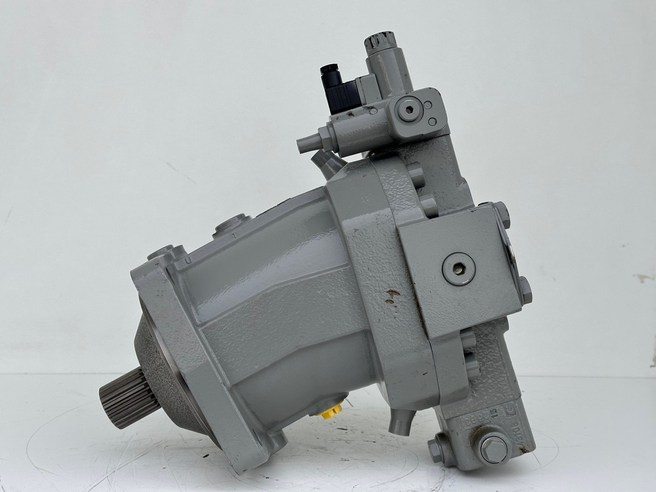 Liebherr Verstellmotor ID-Nr.510240108 - Hydromatik Rexroth Axialkolben-Verstellmotor Typ:A6VM140EP2D/63W-VZB017HB. #24338070# - Hydraulmotor för Bandgående kran: bild 5 Liebherr Verstellmotor ID-Nr.510240108 - Hydromatik Rexroth Axialkolben-Verstellmotor Typ:A6VM140EP2D/63W-VZB017HB. #24338070# - Hydraulmotor för Bandgående kran: bild 5