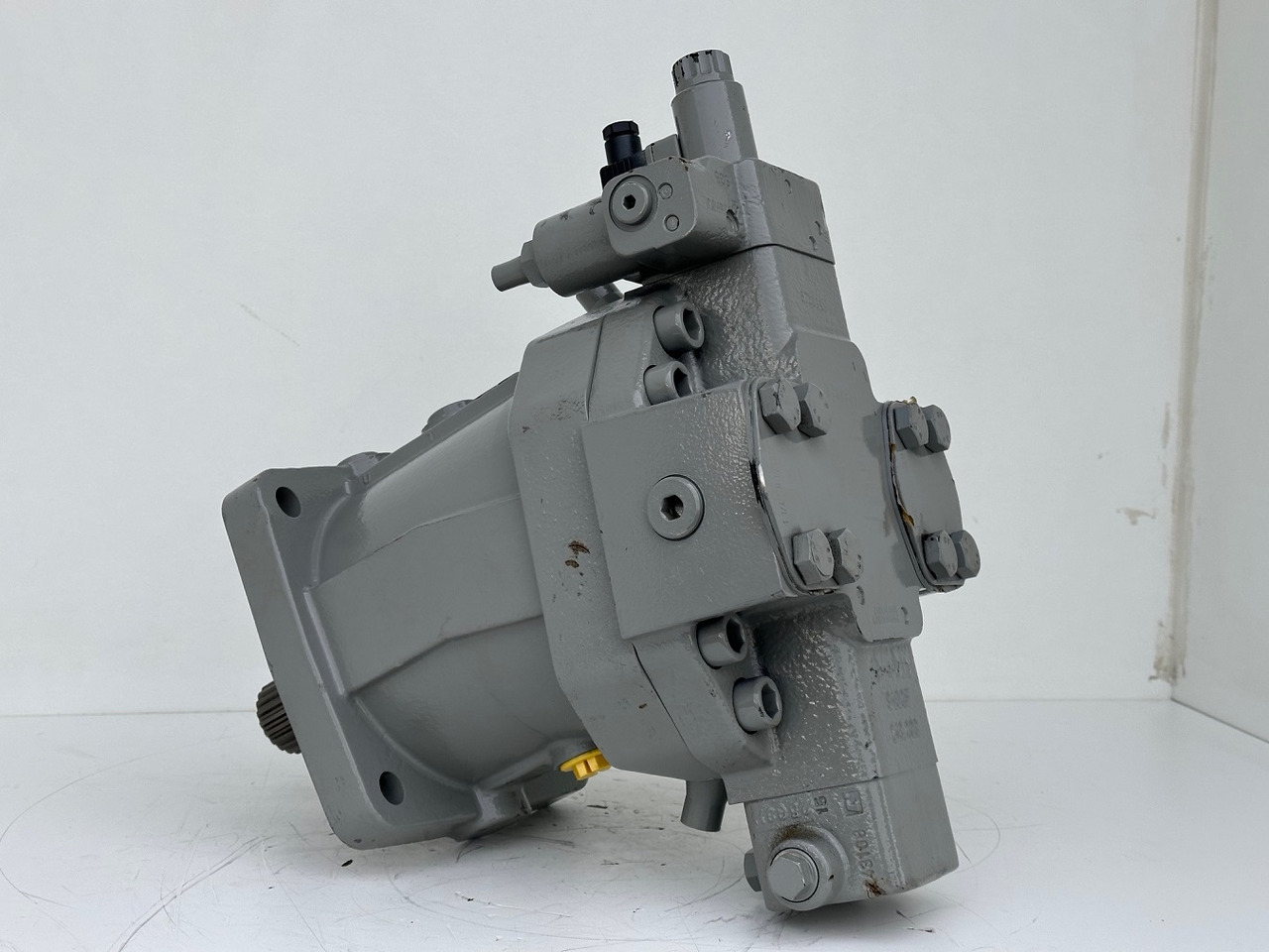 Liebherr Verstellmotor ID-Nr.510240108 - Hydromatik Rexroth Axialkolben-Verstellmotor Typ:A6VM140EP2D/63W-VZB017HB. #24338070# - Hydraulmotor för Bandgående kran: bild 3 Liebherr Verstellmotor ID-Nr.510240108 - Hydromatik Rexroth Axialkolben-Verstellmotor Typ:A6VM140EP2D/63W-VZB017HB. #24338070# - Hydraulmotor för Bandgående kran: bild 3