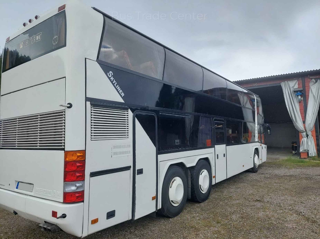 NEOPLAN Skyliner N122/3 - Turistbuss: bild 3 NEOPLAN Skyliner N122/3 - Turistbuss: bild 3