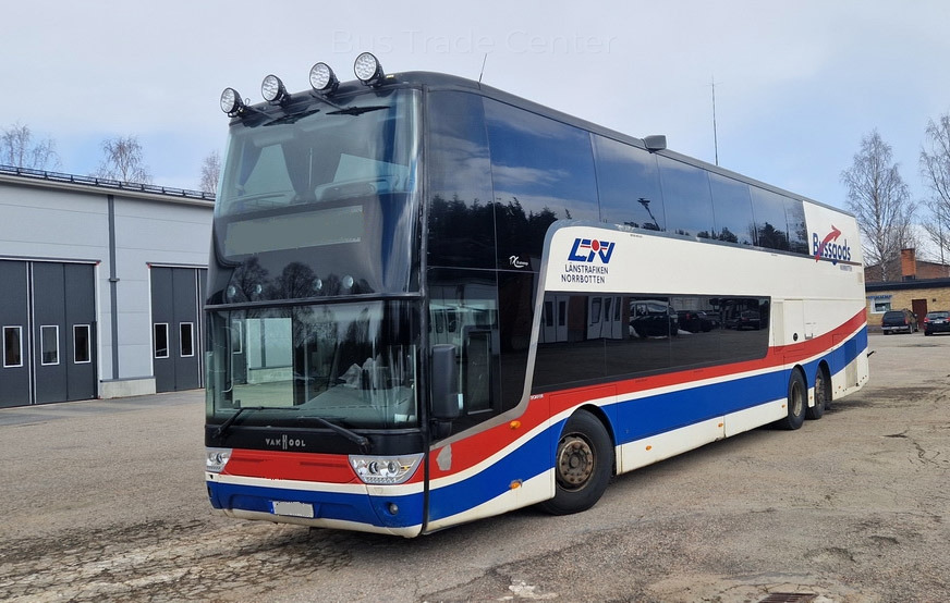 SCANIA VAN HOOL TDX29 ASTROMEGA-KEB - Turistbuss: bild 2 SCANIA VAN HOOL TDX29 ASTROMEGA-KEB - Turistbuss: bild 2