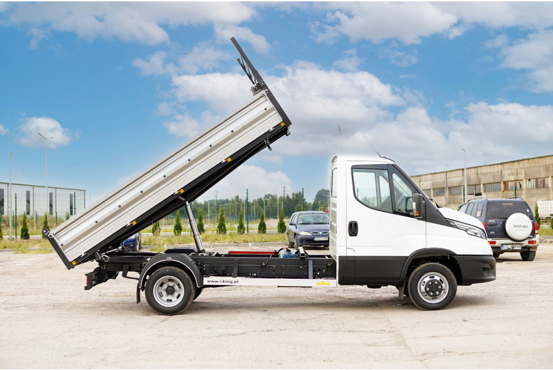 Iveco Daily 50C18 - Transportbil med tippflak: bild 2 Iveco Daily 50C18 - Transportbil med tippflak: bild 2