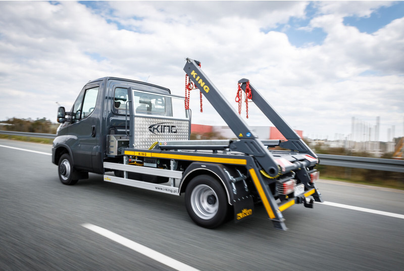 Iveco Daily 70C18 + KING Bramowiec / Skiploader / Absetzkipper - Liftdumper lastbil: bild 3 Iveco Daily 70C18 + KING Bramowiec / Skiploader / Absetzkipper - Liftdumper lastbil: bild 3