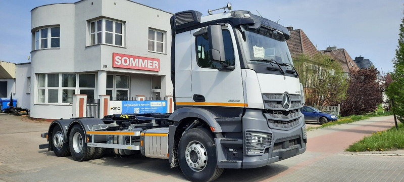 Mercedes-Benz Actros 2542 KING HZ-20R - Lastväxlare lastbil: bild 1 Mercedes-Benz Actros 2542 KING HZ-20R - Lastväxlare lastbil: bild 1