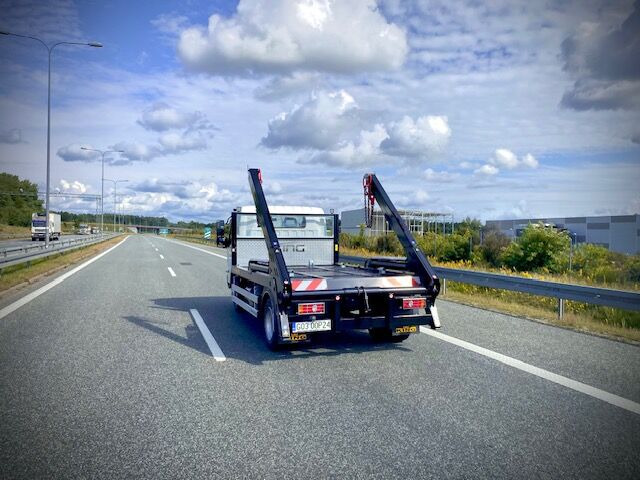 Mitsubishi Fuso 9C18 bramowiec BR6 - Liftdumper lastbil: bild 4 Mitsubishi Fuso 9C18 bramowiec BR6 - Liftdumper lastbil: bild 4