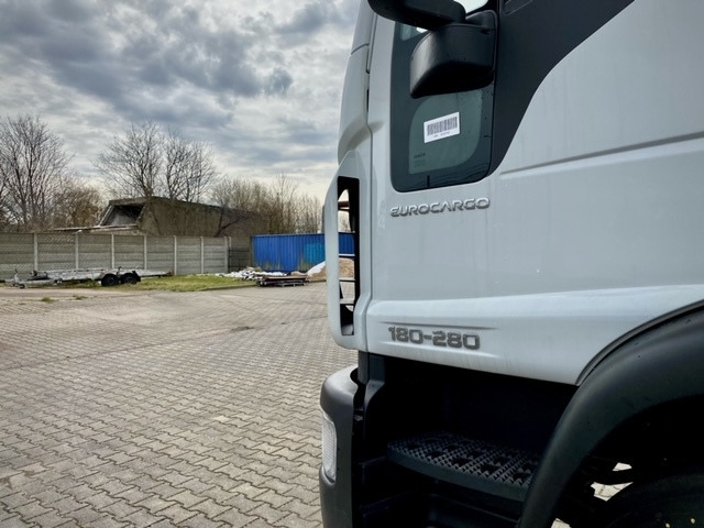 IVECO Eurocargo + hooklift KING HZ-10R - Utility/ Specialfordon: bild 3 IVECO Eurocargo + hooklift KING HZ-10R - Utility/ Specialfordon: bild 3