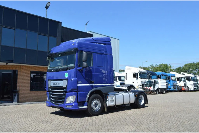 DAF XF 106.440 * EURO6 * 2 TANK * 1200L * 2 BED * - Dragbil: bild 1 DAF XF 106.440 * EURO6 * 2 TANK * 1200L * 2 BED * - Dragbil: bild 1