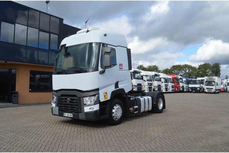 Renault T460 * EURO6 * T460 * 4X2 * RETARDER * - Dragbil: bild 1 Renault T460 * EURO6 * T460 * 4X2 * RETARDER * - Dragbil: bild 1