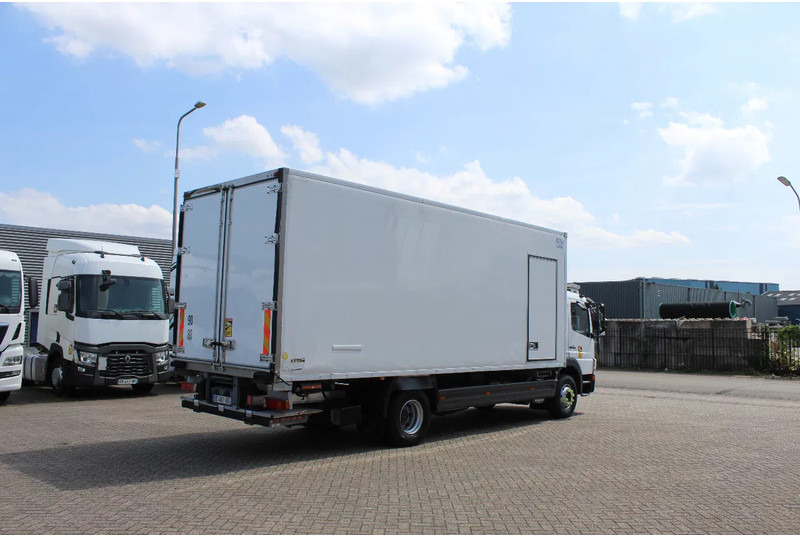 Mercedes-Benz Atego 1624 * MANUAL * EURO5 EEV * 4X2 *198TKM * - Kylbil lastbil: bild 4 Mercedes-Benz Atego 1624 * MANUAL * EURO5 EEV * 4X2 *198TKM * - Kylbil lastbil: bild 4