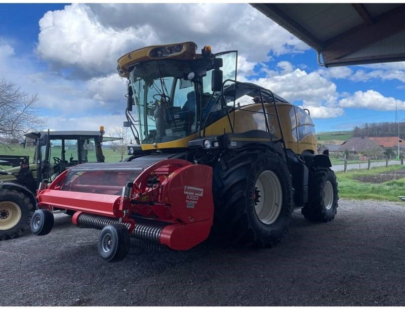 New Holland FR 700 - Exakthack: bild 2 New Holland FR 700 - Exakthack: bild 2