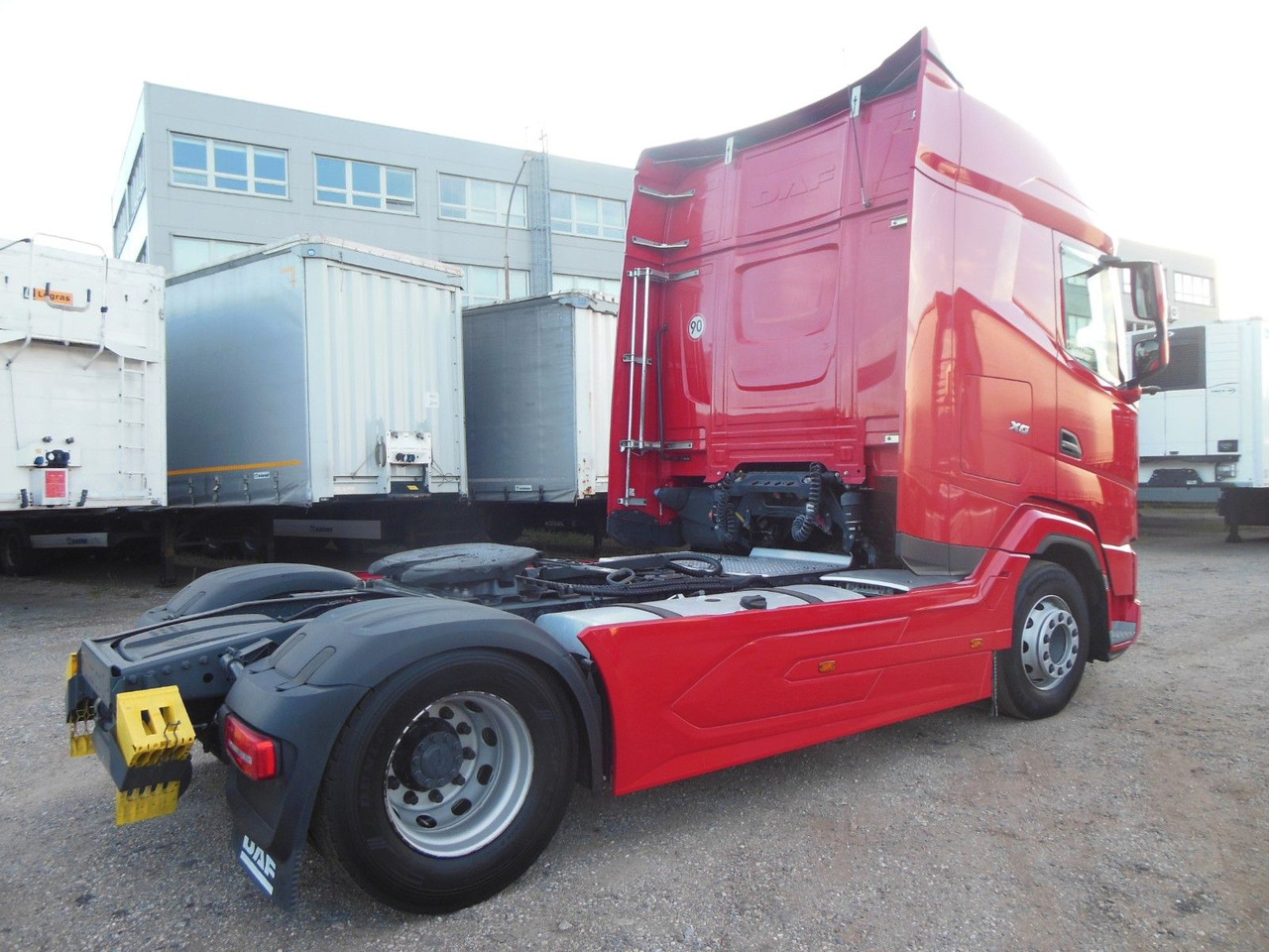 DAF XG 480, KIPPHYDRAULIK, STANDKLIMA, WIE NEUE!!! - Dragbil: bild 3 DAF XG 480, KIPPHYDRAULIK, STANDKLIMA, WIE NEUE!!! - Dragbil: bild 3