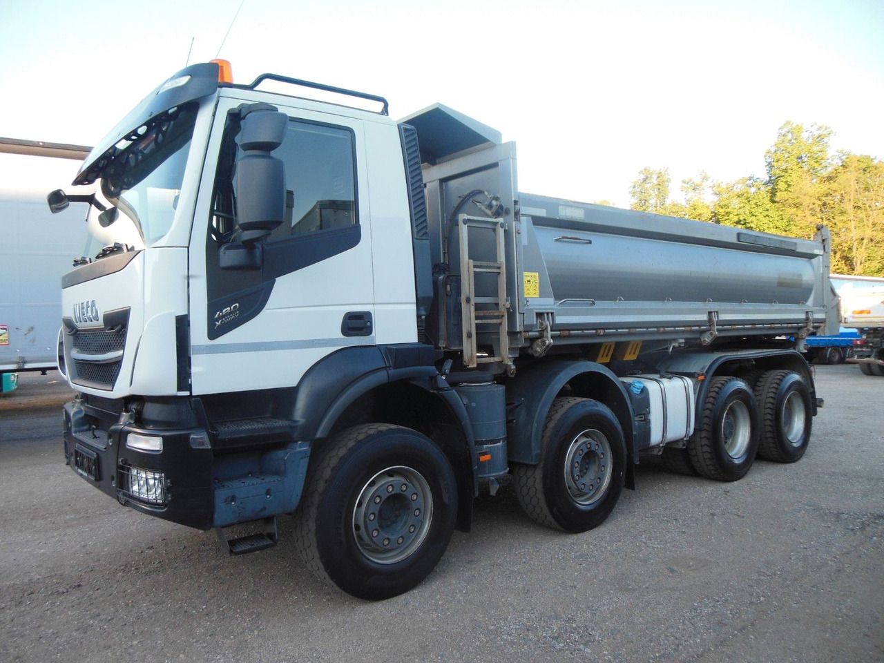 Iveco STRALIS X-WAY 480, 8X4, BORDMATIC, AHK, TOP!!! - Tippbil lastbil: bild 1 Iveco STRALIS X-WAY 480, 8X4, BORDMATIC, AHK, TOP!!! - Tippbil lastbil: bild 1