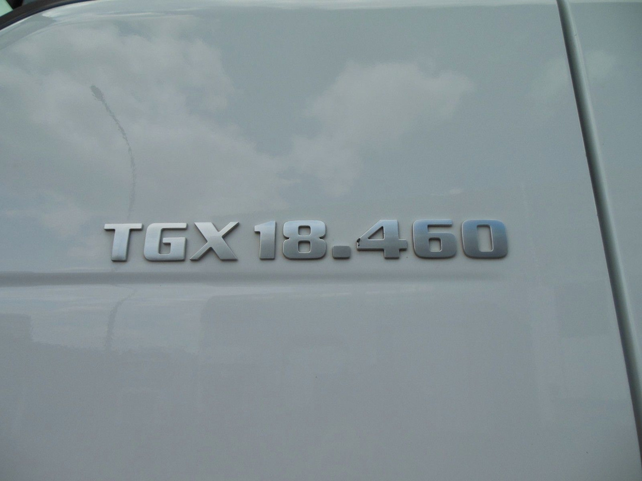 MAN TGX 18.460, XLX, VOLL LUFT, PRITSCHE 9,2M, TOP!! - Kapellbil: bild 5 MAN TGX 18.460, XLX, VOLL LUFT, PRITSCHE 9,2M, TOP!! - Kapellbil: bild 5