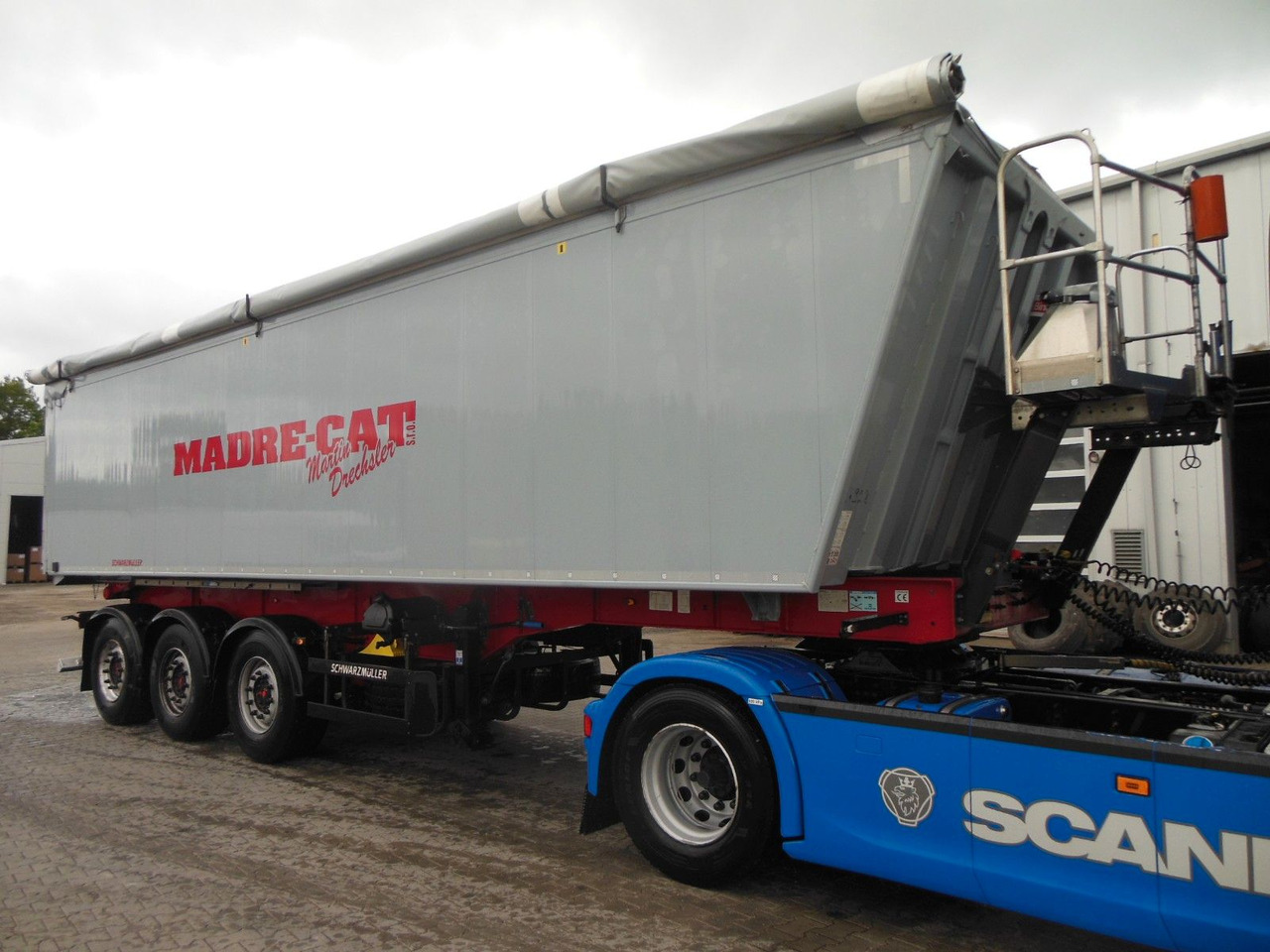 Schwarzmüller KIS 3/E, SAF, 49M3, ACHSEN 9 TONE, TOP - Tippbil semitrailer: bild 2 Schwarzmüller KIS 3/E, SAF, 49M3, ACHSEN 9 TONE, TOP - Tippbil semitrailer: bild 2