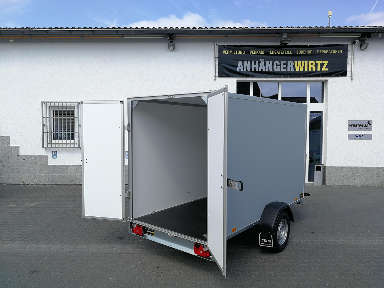 Saris Koffer GO 306 306x154x180cm GFK grau (M) 1500kg Modell 2025 - Skåpsläp: bild 5 Saris Koffer GO 306 306x154x180cm GFK grau (M) 1500kg Modell 2025 - Skåpsläp: bild 5