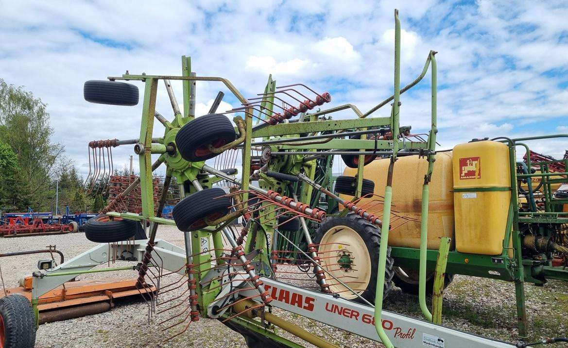 Claas Liner 680 - Hövändare: bild 1 Claas Liner 680 - Hövändare: bild 1