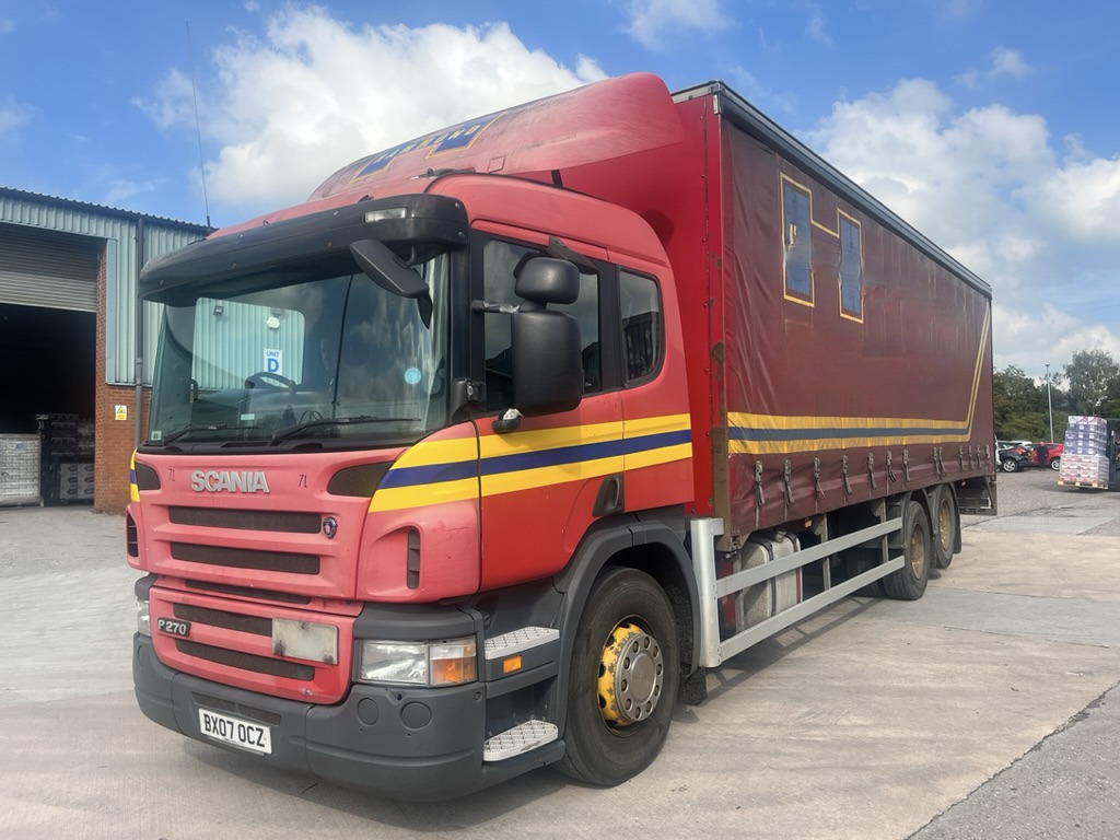 Scania P270 6x2 Curtain side. - Kapellbil: bild 1 Scania P270 6x2 Curtain side. - Kapellbil: bild 1