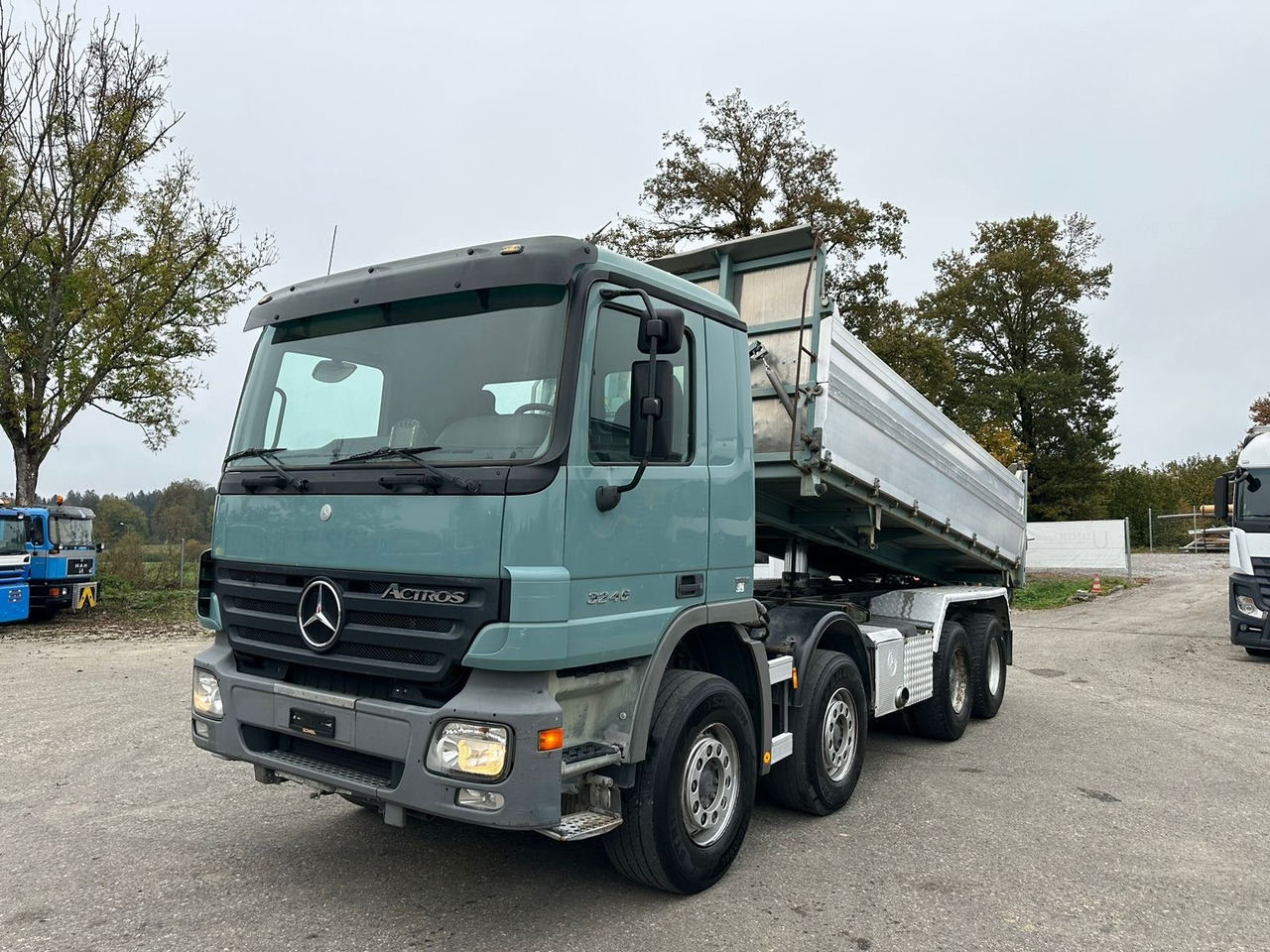 MERCEDES-BENZ Actros 3246 8x4 Kipper - Tippbil lastbil: bild 1 MERCEDES-BENZ Actros 3246 8x4 Kipper - Tippbil lastbil: bild 1