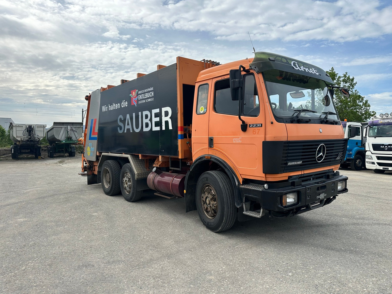 MERCEDES-BENZ SK 2231 6x2 - Sopbil: bild 2 MERCEDES-BENZ SK 2231 6x2 - Sopbil: bild 2