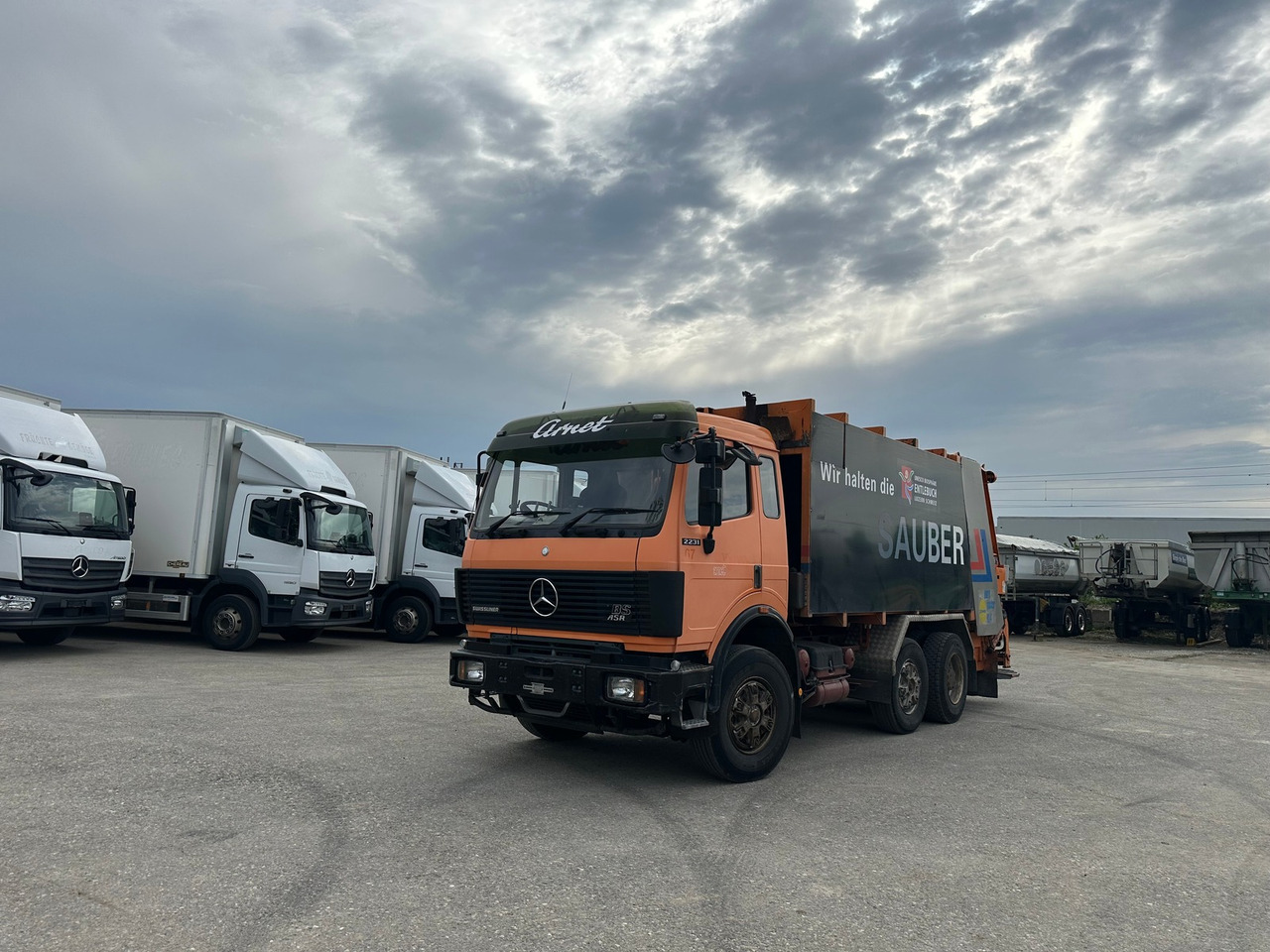 MERCEDES-BENZ SK 2231 6x2 - Sopbil: bild 1 MERCEDES-BENZ SK 2231 6x2 - Sopbil: bild 1