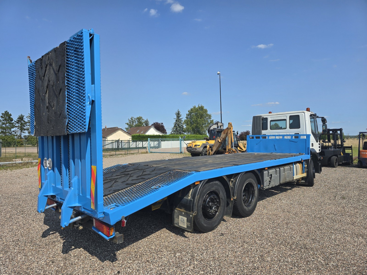IVECO 260S33 - Biltransportbil lastbil: bild 3 IVECO 260S33 - Biltransportbil lastbil: bild 3