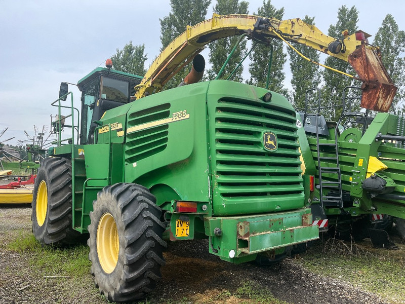 John Deere 7700 - Exakthack: bild 3 John Deere 7700 - Exakthack: bild 3