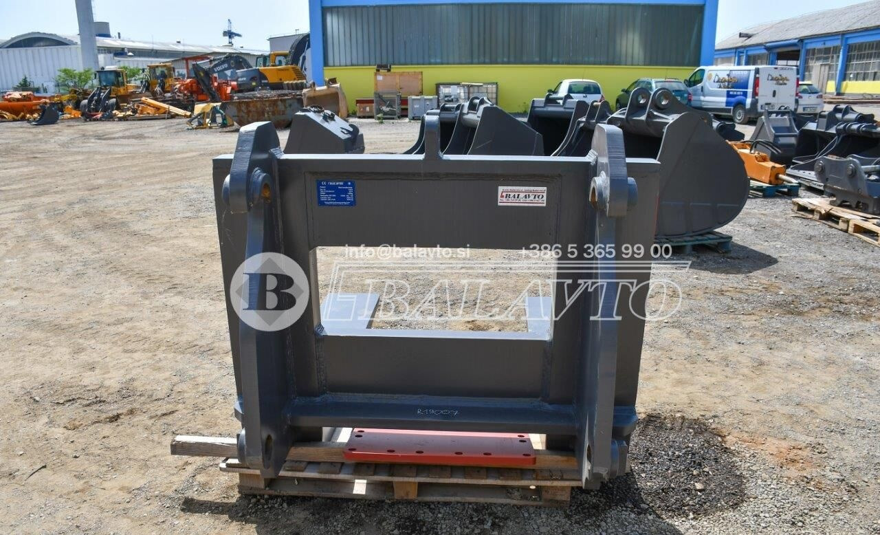 Balavto Block handling forks for Volvo L220 and L180 - Gafflar: bild 4 Balavto Block handling forks for Volvo L220 and L180 - Gafflar: bild 4