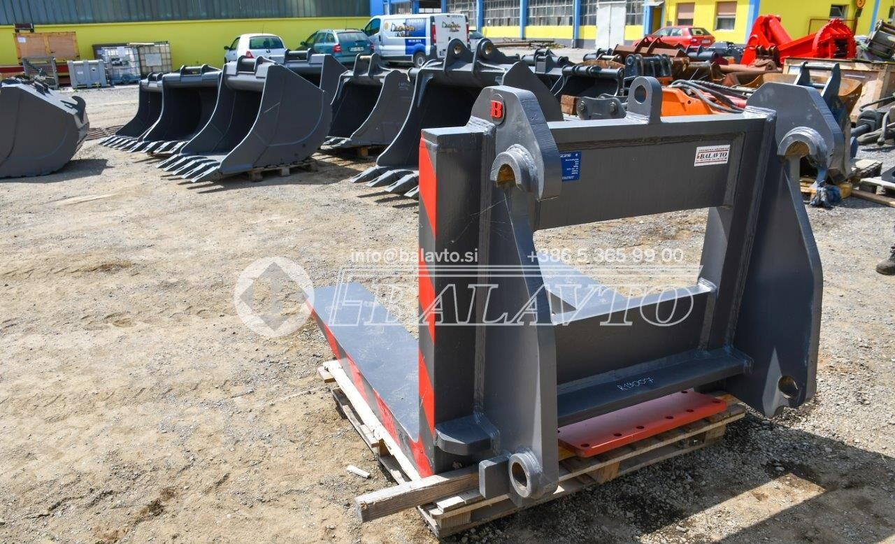 Balavto Block handling forks for Volvo L220 and L180 - Gafflar: bild 5 Balavto Block handling forks for Volvo L220 and L180 - Gafflar: bild 5
