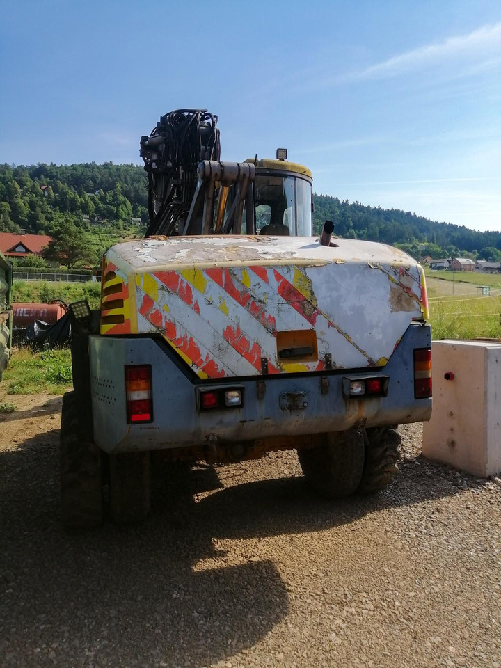 Mecalac 14 MXT - Grävmaskin på däck: bild 2 Mecalac 14 MXT - Grävmaskin på däck: bild 2