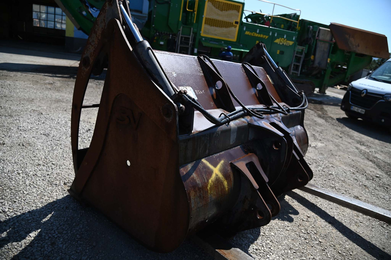 TREVI BENNE loader bucket 2500 mm - Lastarskopa: bild 4 TREVI BENNE loader bucket 2500 mm - Lastarskopa: bild 4
