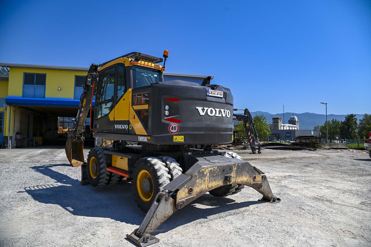 VOLVO EWR150E - Grävmaskin på däck: bild 5 VOLVO EWR150E - Grävmaskin på däck: bild 5
